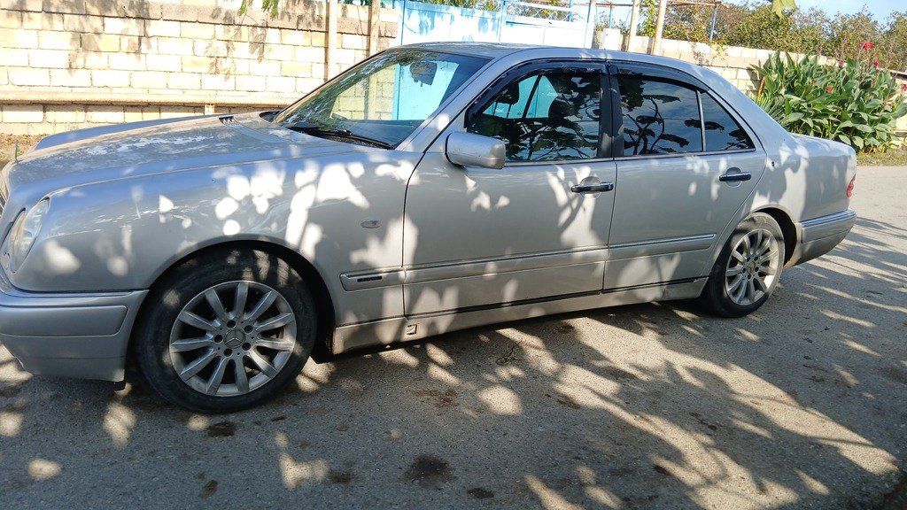 Mercedes E 230, 2.3 L, 1996 il, 400 000 km — Avtomobillər, Xaçmaz (6)