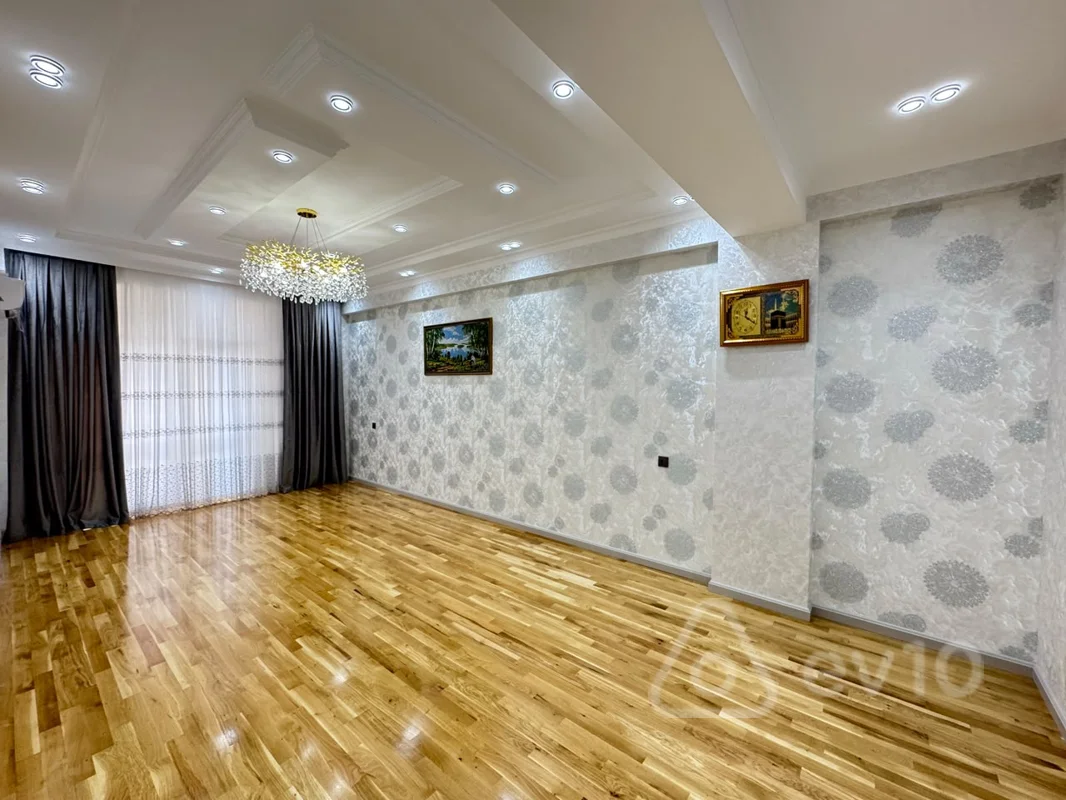 3 otaqlı mənzil, 130 m², Tofiq Abbasov küçəsi — Bakı