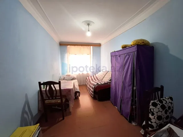 Satılır: 3 Otaq, Köhnə tikili, Nizami r., 8-ci km q., 70.00 m² — Mənzil, Bakı (2)