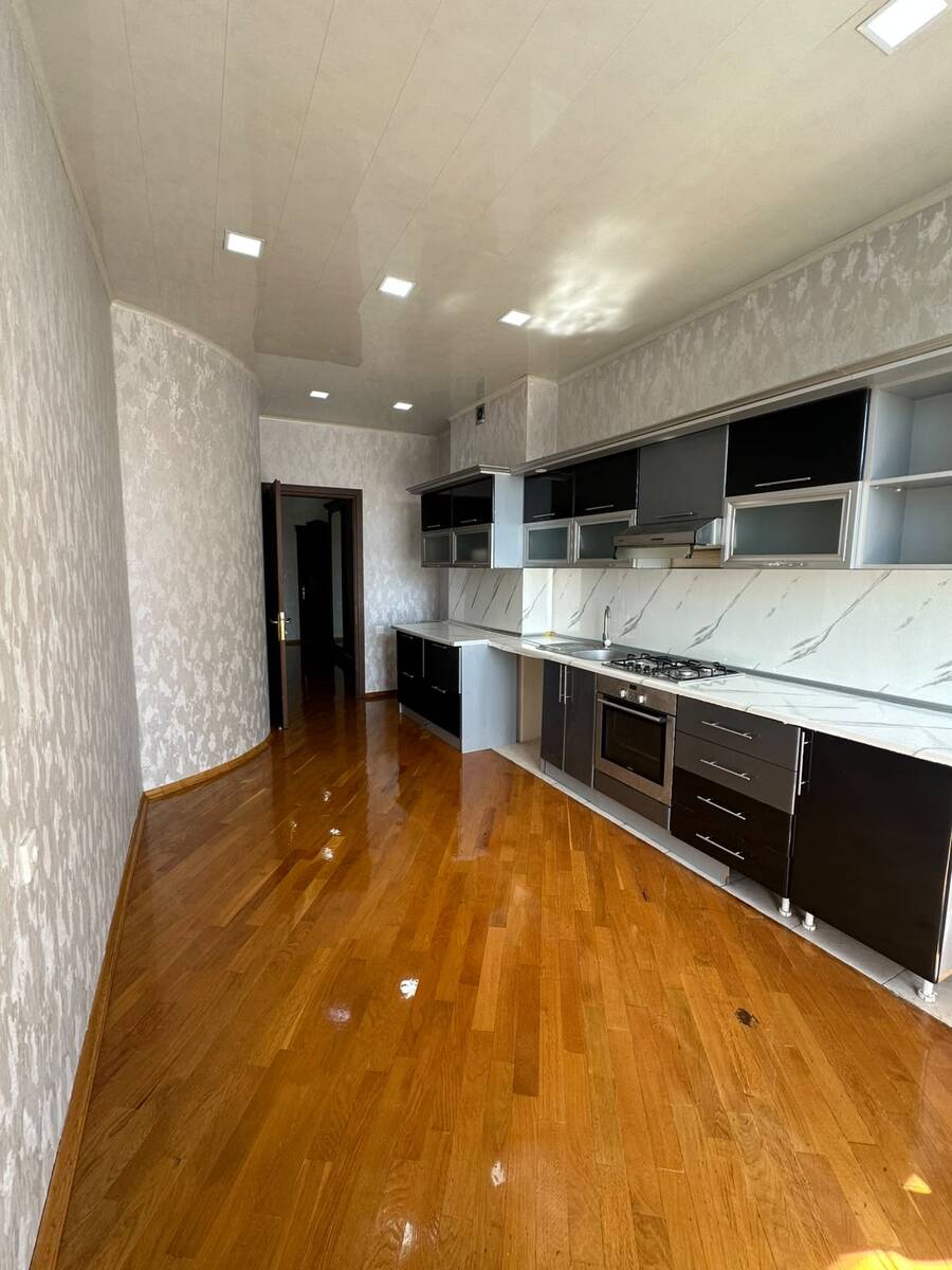 Satılır 3 otaqlı yeni tikili 150 m² — Mənzil, Bakı (9)