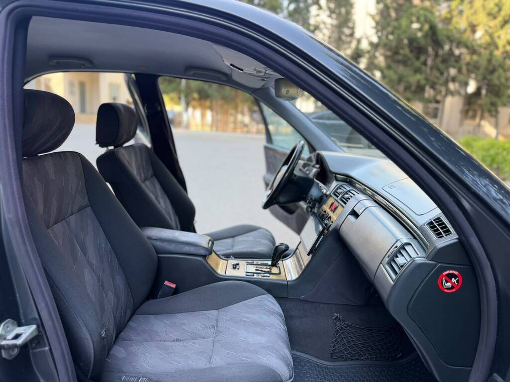 Mercedes E 200, 2.0 L, 2001 il, 335 641 km — Avtomobillər, Sumqayıt (11)