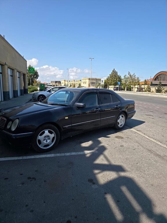 Mercedes E 240, 2.4 L, 1999 il, 346 000 km — Avtomobillər, Bakı (3)