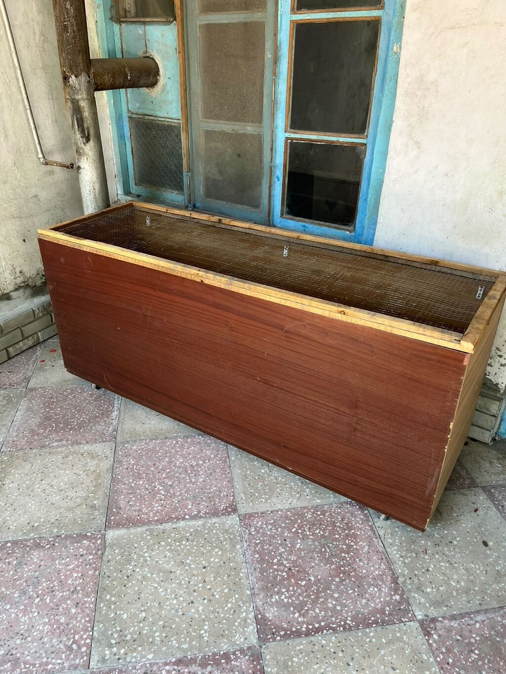 Taxta toyuq/broyler civcivləri üçün böyütmə qutusu (brooder) — Kunalar, Bakı (3)