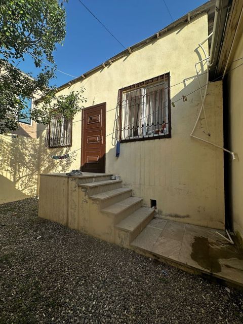 1 mərtəbəli həyət evi - Plan: 3 otagli. unvan Yeni Suraxanı. Ballı — Digah