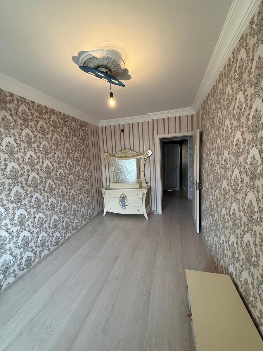 Satılır 3 otaqlı köhnə tikili 90 m² — Mənzil, Bakı (8)