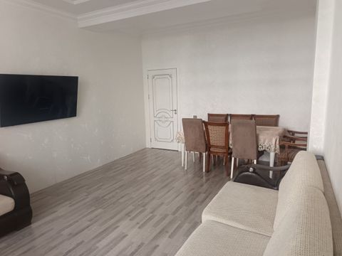 Satılır 2 otaqlı yeni tikili 90 m² — Bakı