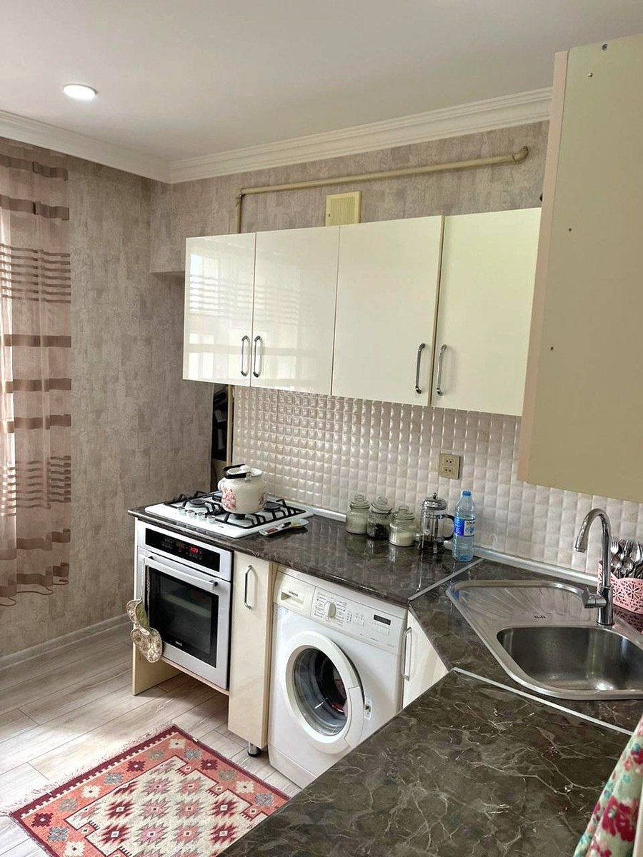 Satılır 4 otaqlı köhnə tikili 110 m² — Mənzil, Bakı (8)