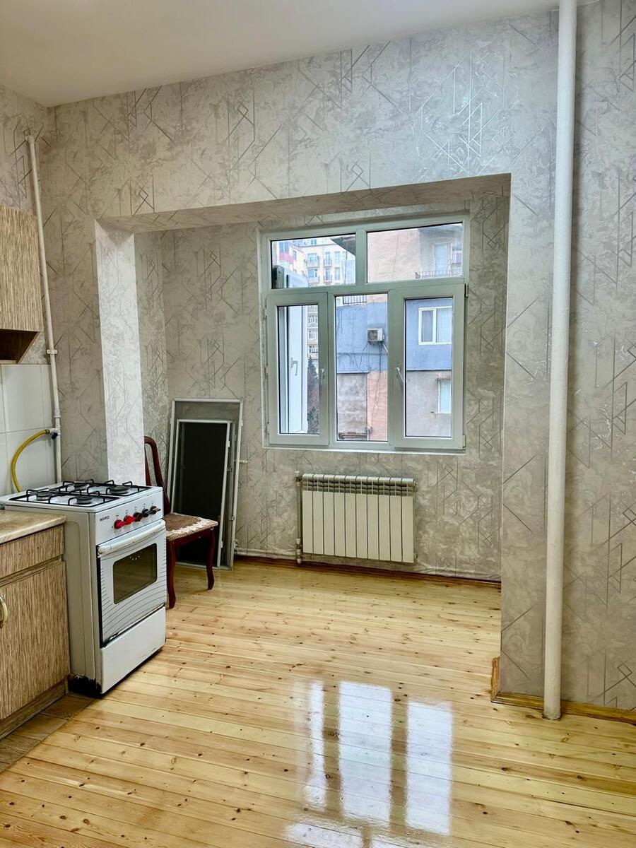 Satılır 1 otaqlı köhnə tikili 40 m² — Mənzil, Bakı (3)