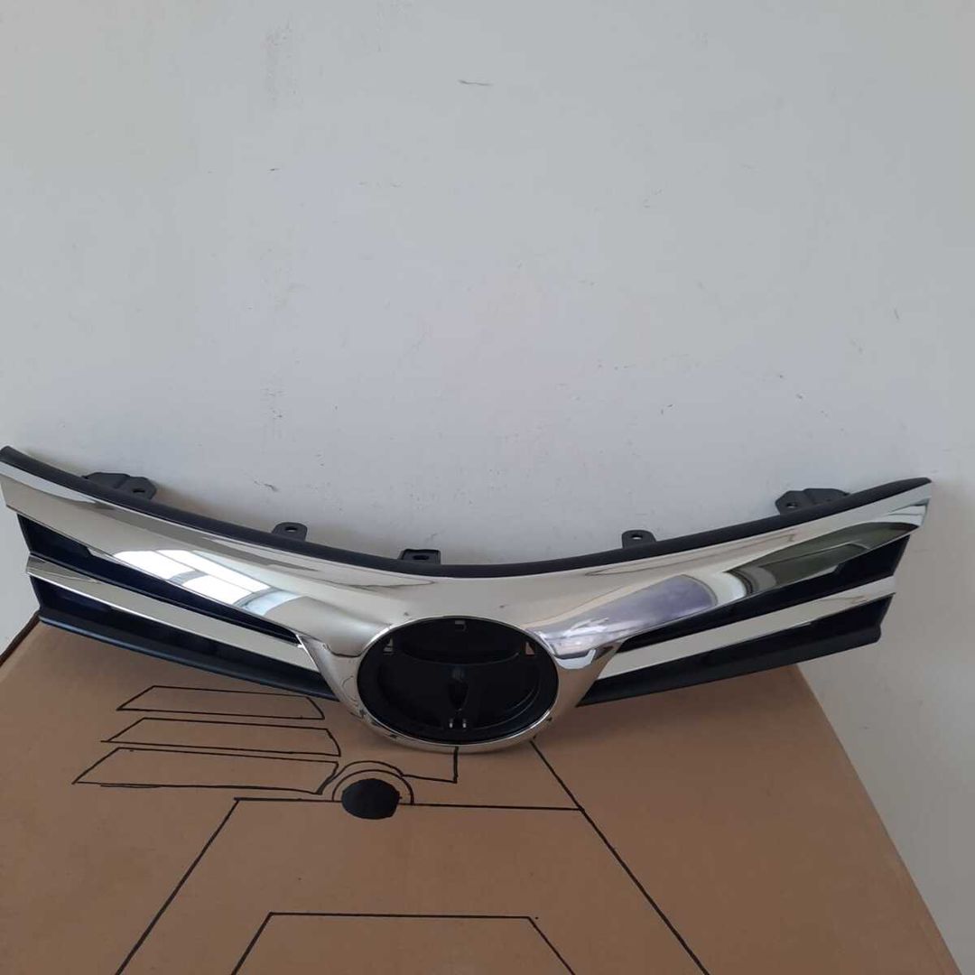 "Toyota Corolla 2017" radiator barmaqlığı — Ehtiyat hissələri və aksesuarlar, Bakı (2)