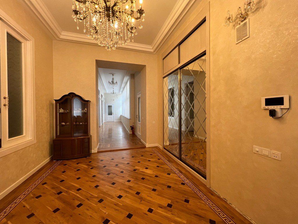 4-otaqlı mənzil kirayə verilir, Səbail r., 200 m² — Mənzil, Bakı (12)