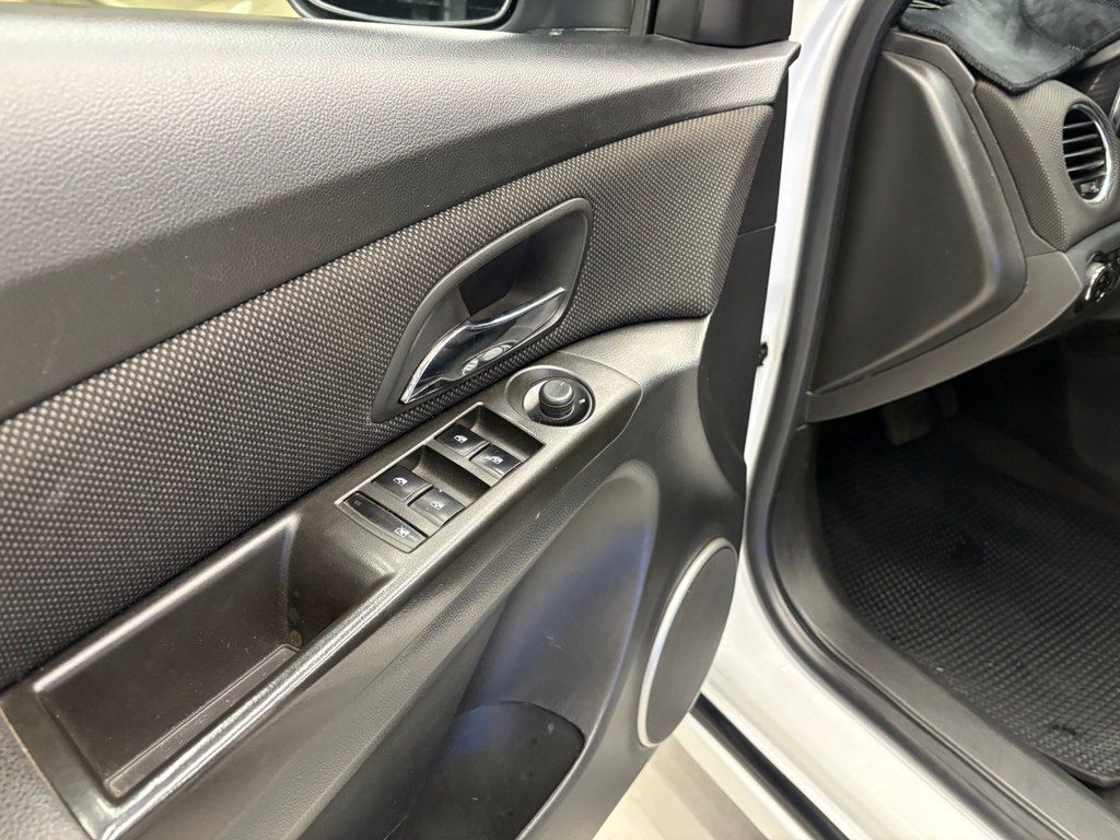 Chevrolet Cruze, 1.8 L, 2012 il, 245 600 km 77-DV-177 — Avtomobillər, Bakı (7)