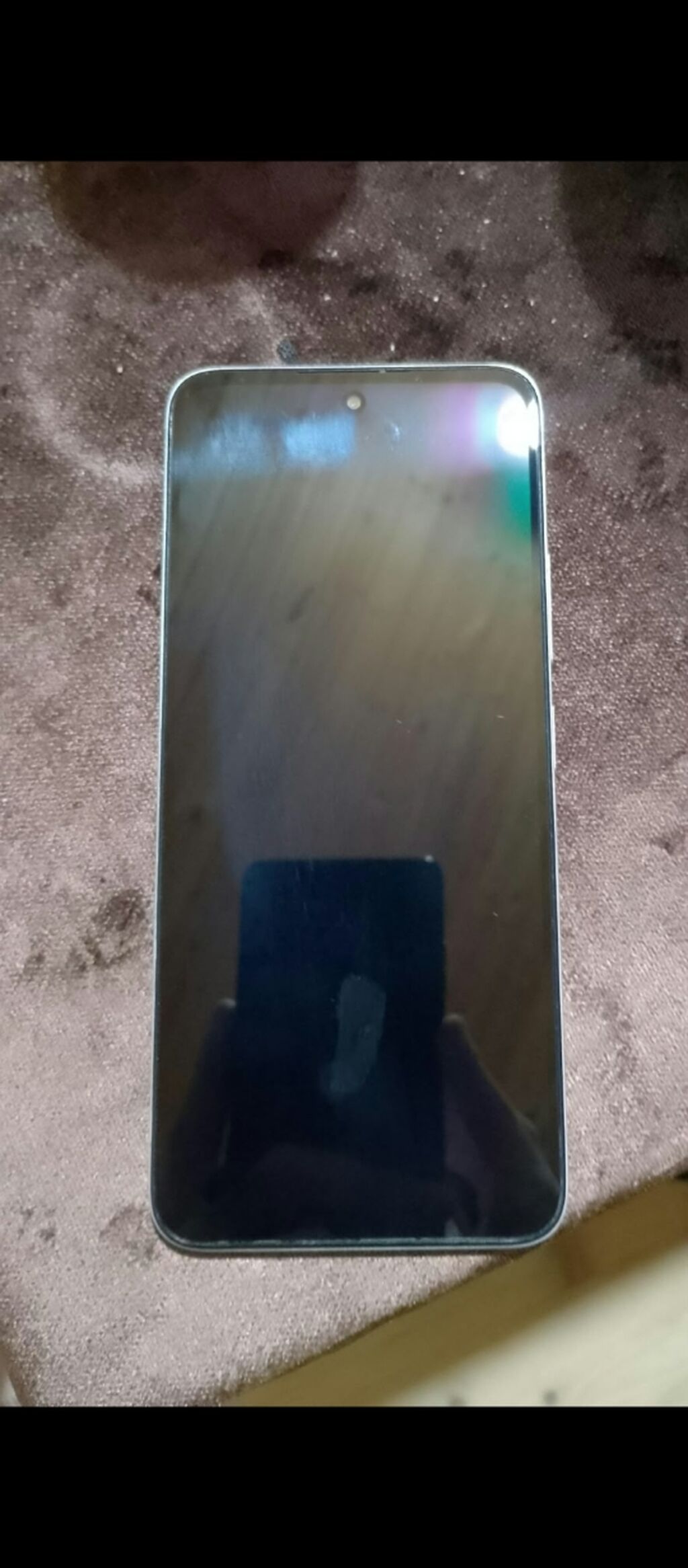 Redmi smartfon - Model: Redmi (arxa qapaqda “Redmi” loqosu, 3 — Xiaomi, Digah