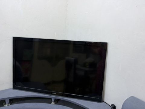 Samsung LED televizor - Marka: Samsung - Ekran: təxminən 40–43 düym — Masazır