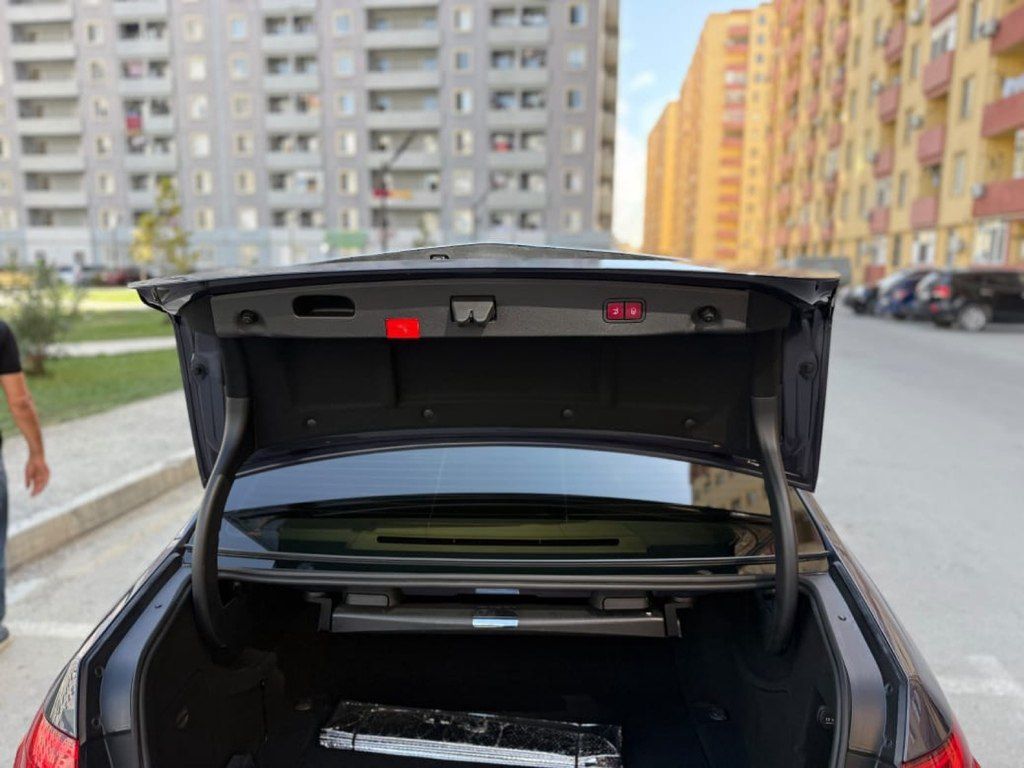 Mercedes E 250 4MATIC, 2.1 L, 2015 il, 345 000 km — Avtomobillər, Bakı (9)