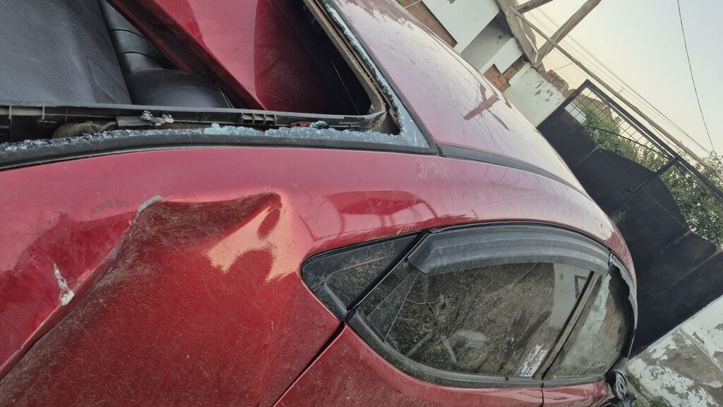 Hyundai Elantra (qırmızı) – ehtiyat hissələri üçün Avtomobildən — Digər, Xudat (6)