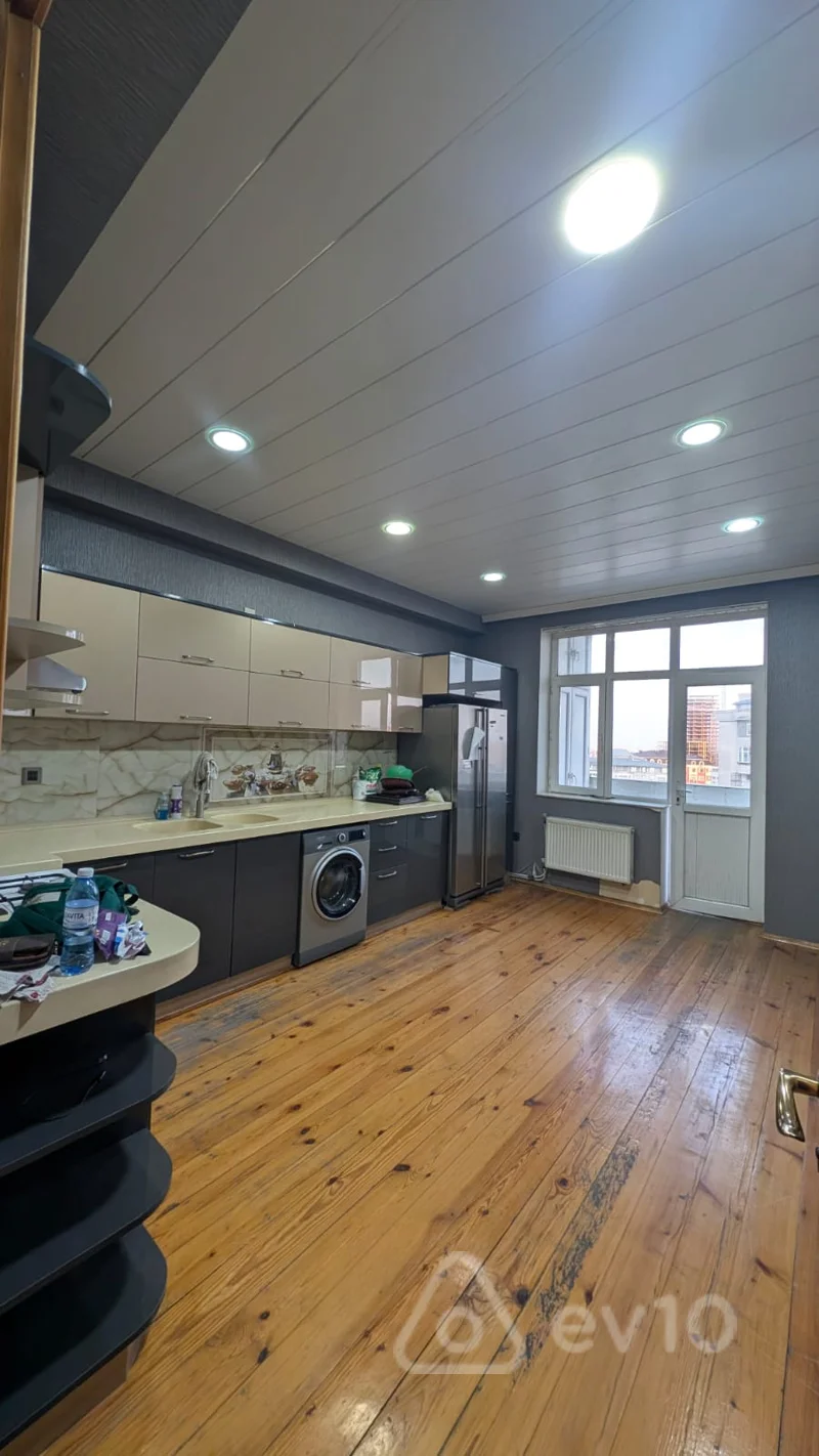 3 otaqlı mənzil, 130 m², Asif Məhərrəmov küç — Bakı