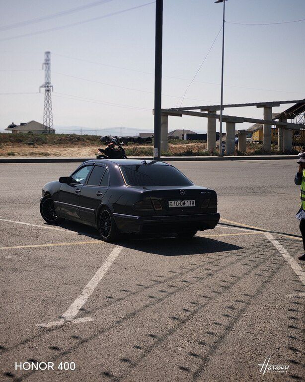 Mercedes E 240, 2.4 L, 1999 il, 500 000 km 10-OM-118 — Avtomobillər, Bakı (6)