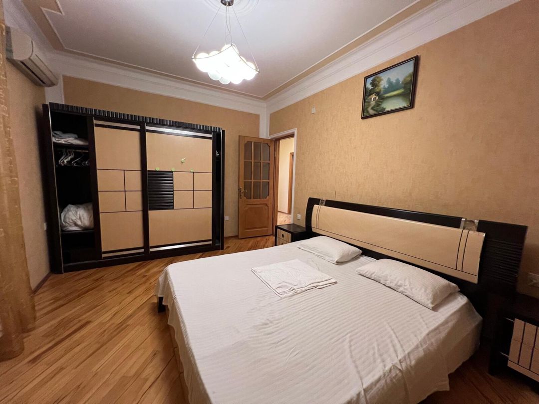 İcarəyə verilir 6 otaqlı həyət evi/bağ evi 470 m² — Ev, villa, Bakı (10)