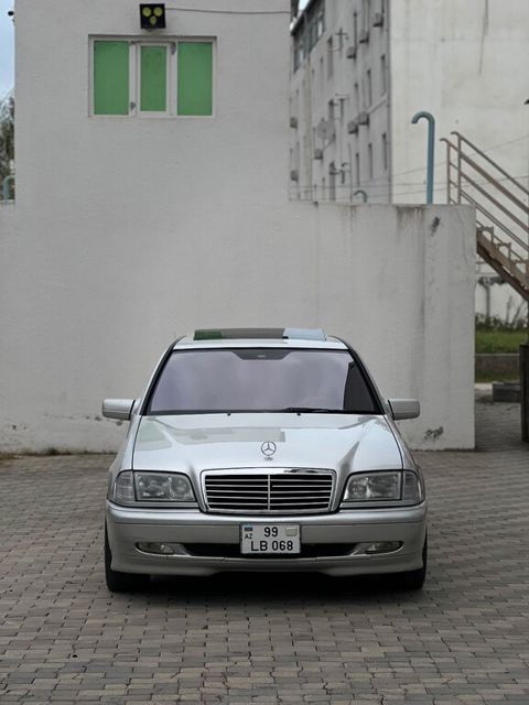 Mercedes C 280, 2.8 L, 2000 il, 286 450 km — Astara