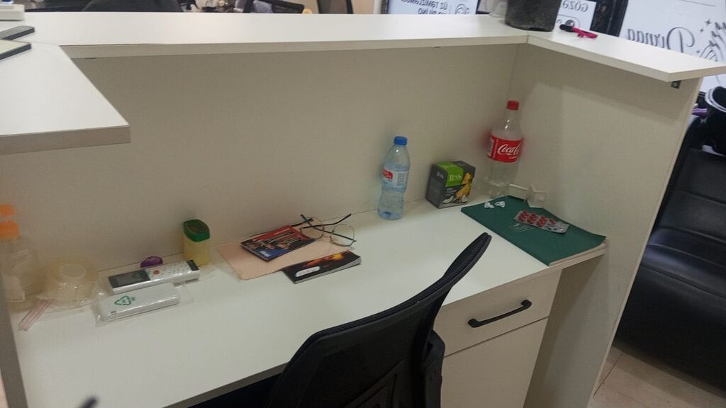 Resepsion teze alinib yer deyiwir olcu duz gelmir deye satilir — Ofis mebeli, Digah (2)