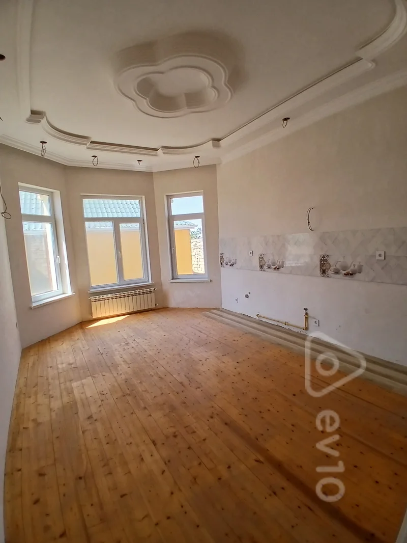 7 otaqlı həyət evi, 350 m², Sarayin giridi — Ev, villa, Bakı (10)