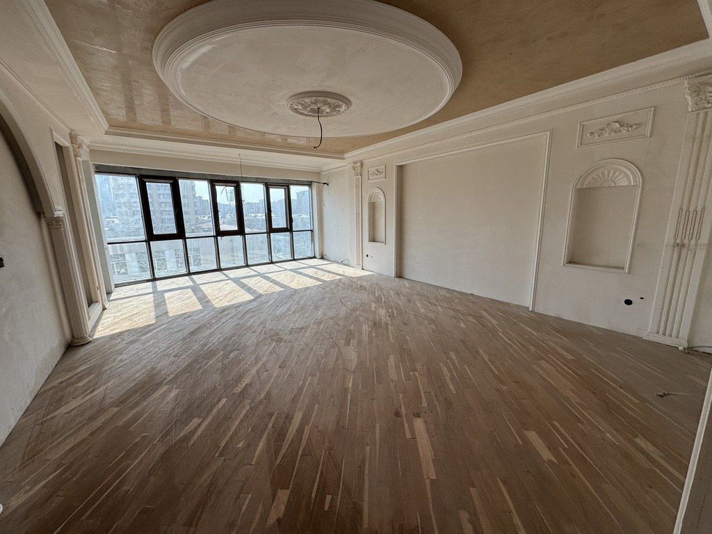 Satılır 3 otaqlı yeni tikili 200 m² — Mənzil, Bakı (2)