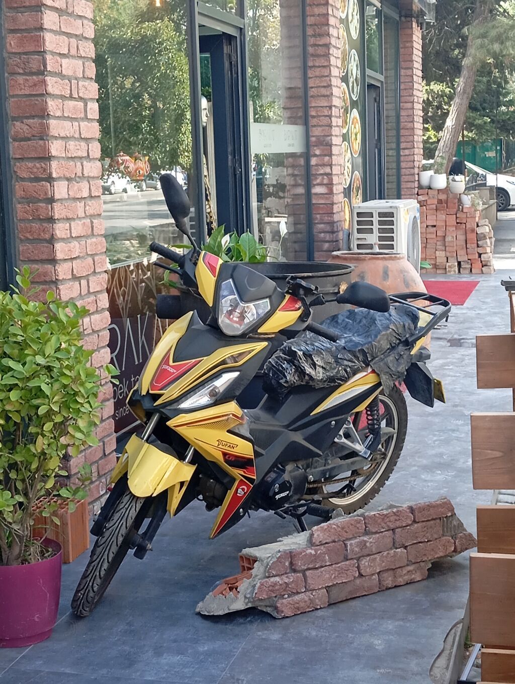 Tufan 2023 il — Motosikletlər, Bakı (2)