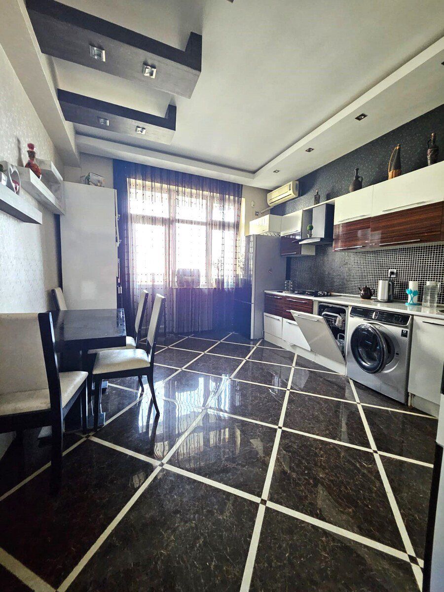 Satılır 3 otaqlı yeni tikili 136 m² — Mənzil, Bakı (7)