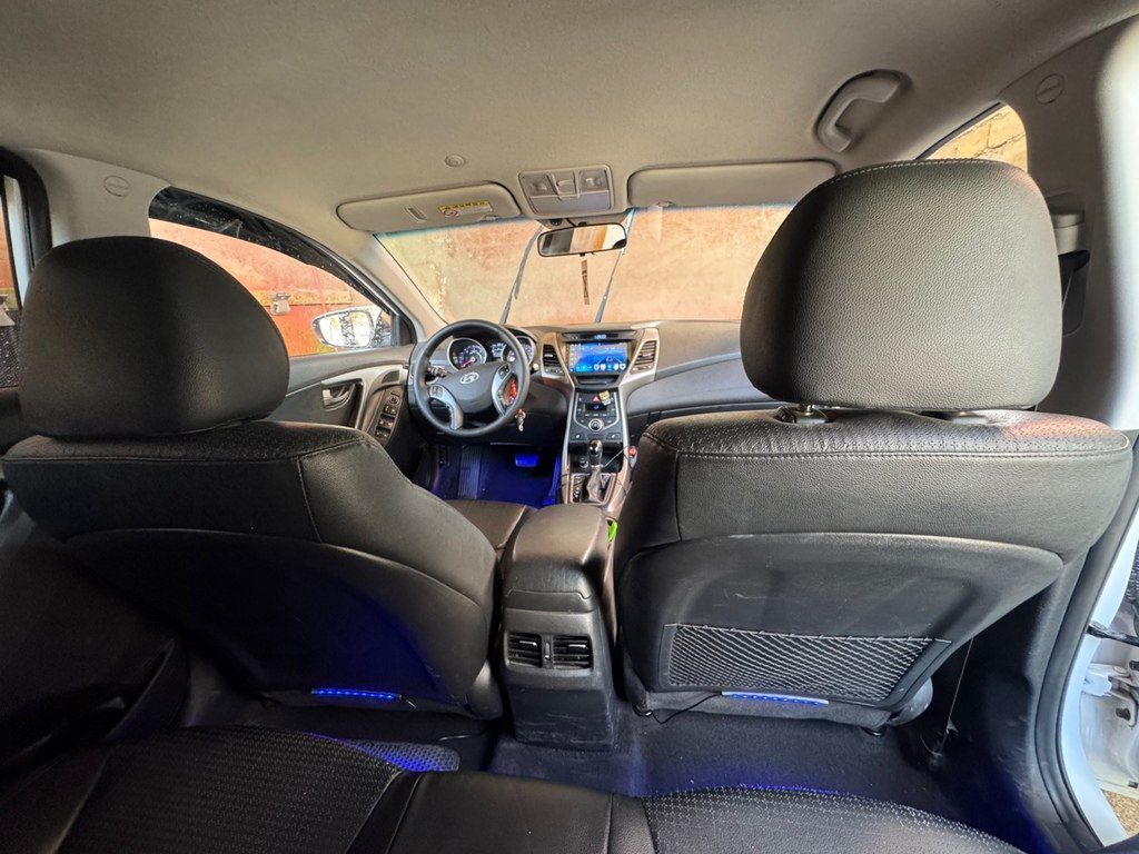 Hyundai Avante, 1.6 L, 2015 il, 200 000 km 50-CY-936 — Avtomobillər, Bakı (5)