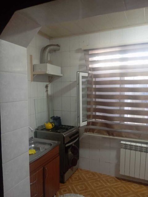 Satılır 4 otaqlı köhnə tikili 95 m² — Bakı