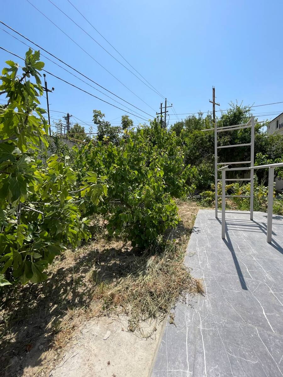 Satılır 3 otaqlı həyət evi/bağ evi 200 m² — Ev, villa, Bakı (8)