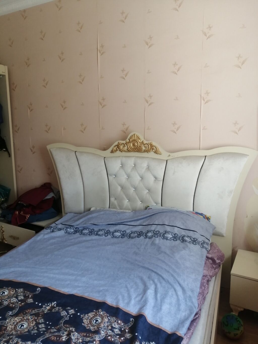 Ev satılır Təsvir:4/4 balkonlar baglidi cəmi bir qonşu var - Yataq — Mənzil, Bakı (3)