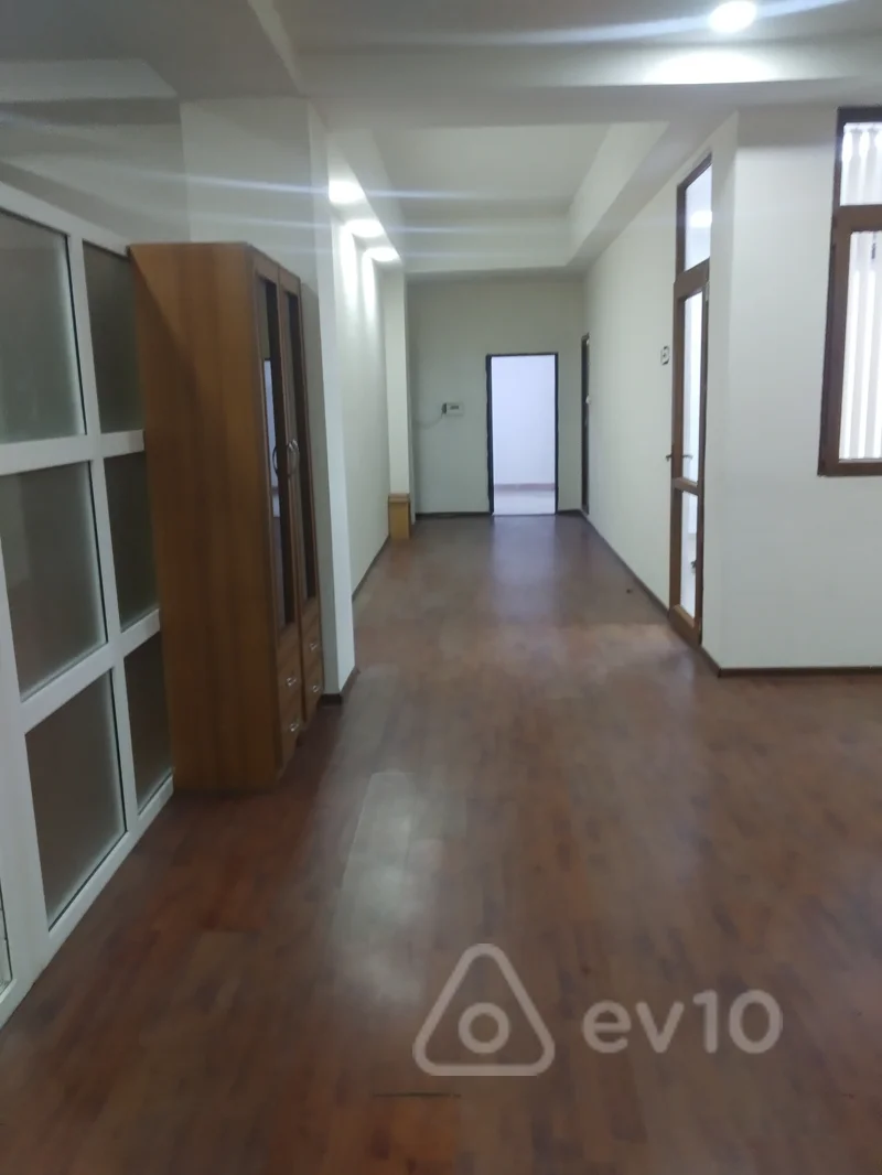 Ofis, 254 m², 8 noyabr k 23 — kirayə — Ofis, Bakı (8)