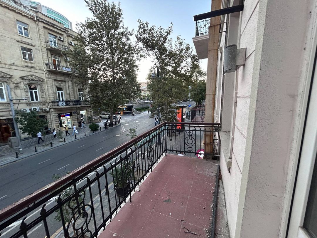 İcarəyə verilir 3 otaqlı köhnə tikili 59 m² — Mənzil, Bakı (12)