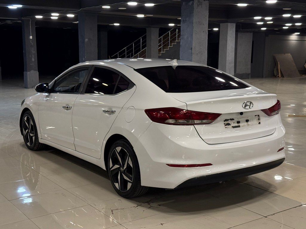 Hyundai Elantra, 1.6 L, 2017 il, 260 000 km — Avtomobillər, Bakı (6)