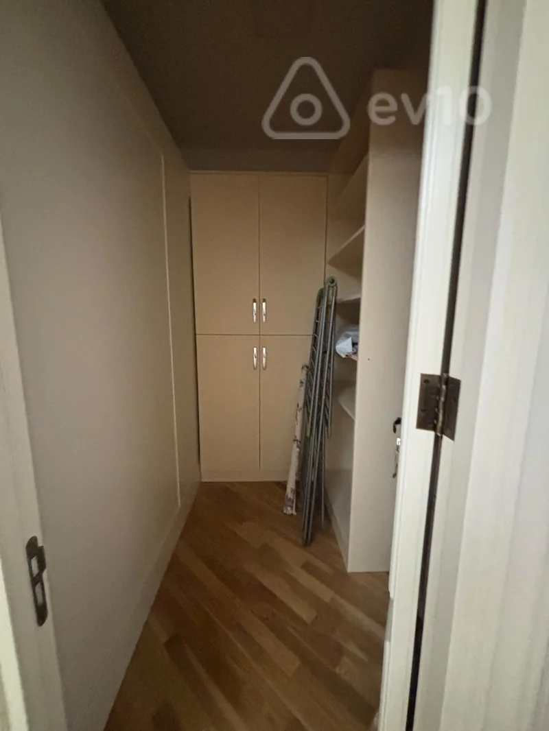 4 otaqlı mənzil, 220 m², Nizami küç — kirayə — Mənzil, Bakı (8)