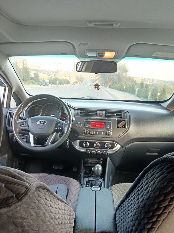 Kia Rio, 1.4 L, 2013 il, 259 052 km — Avtomobillər, Bakı (8)