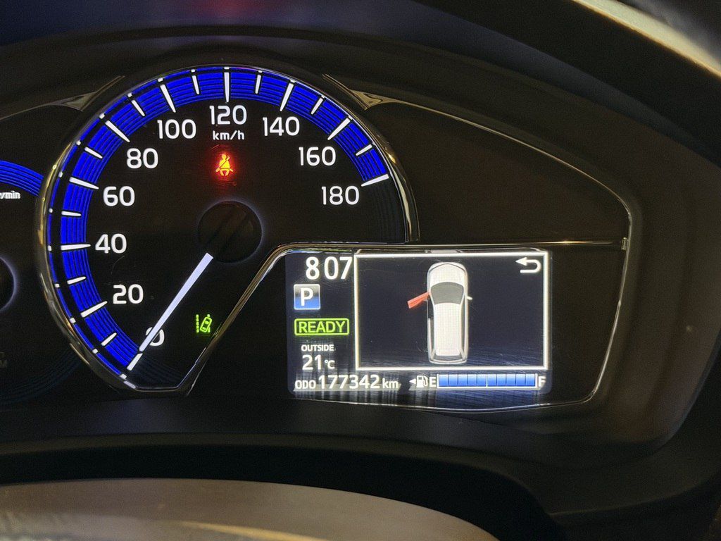Toyota Corolla Fielder, 1.5 L, 0.87 kWh, 2017 il, 177 000 km — Avtomobillər, Bakı (4)