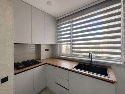 Satılır 3 otaqlı köhnə tikili 75 m² — Bakı
