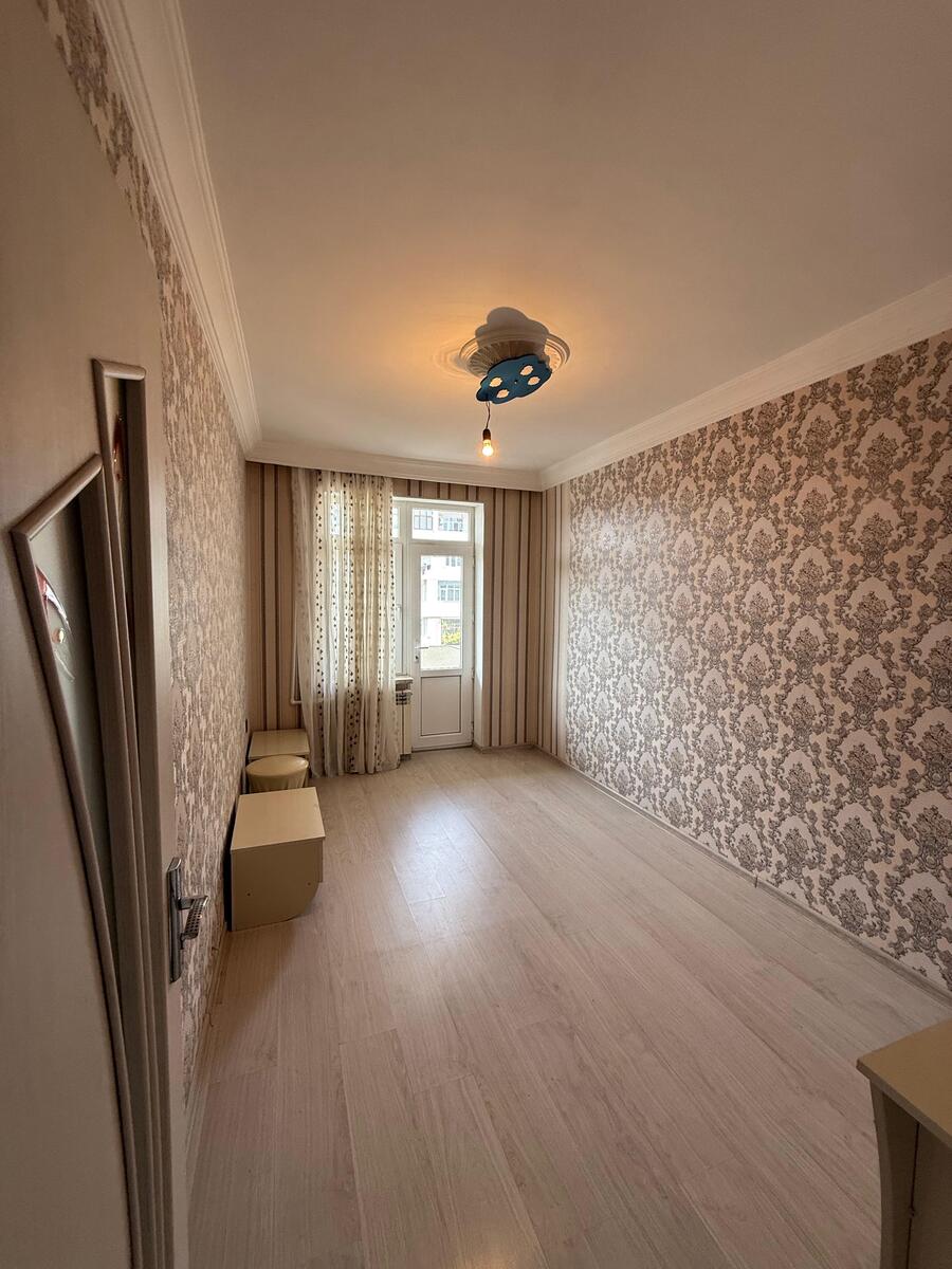 Satılır 3 otaqlı köhnə tikili 90 m² — Mənzil, Bakı (7)