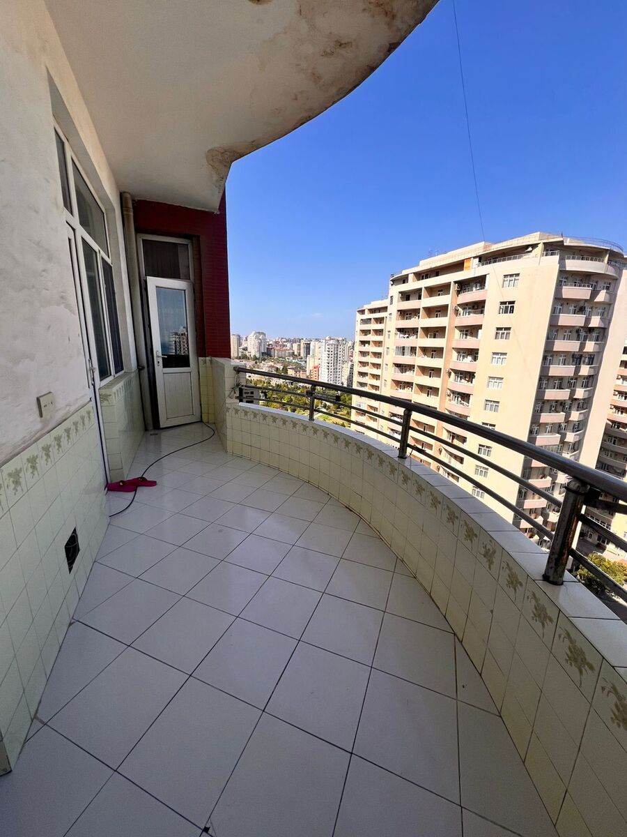 Satılır 4 otaqlı yeni tikili 185 m² — Mənzil, Bakı (9)