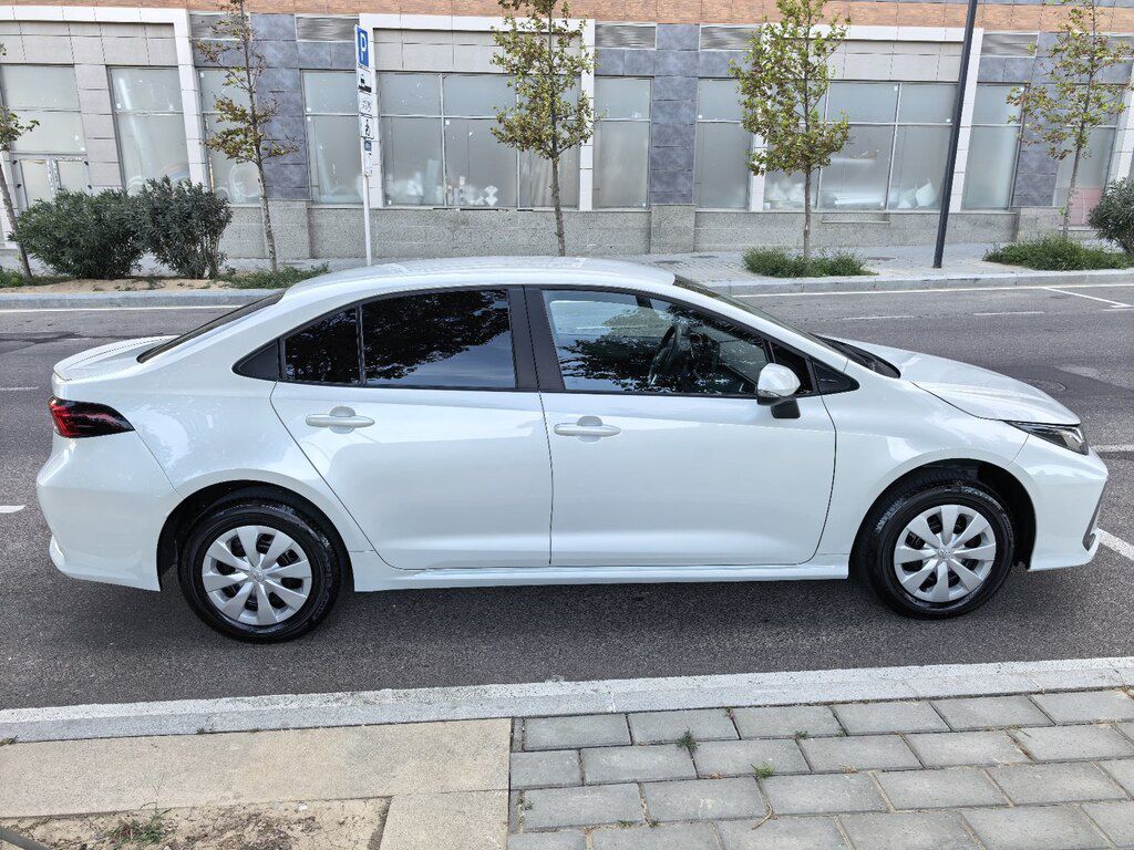 Toyota Corolla, 1.8 L, 0.85 kWh, 2024 il, 13 892 km — Avtomobillər, Bakı (4)