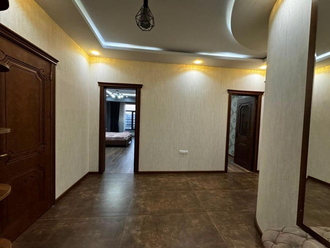 İcarəyə verilir 3 otaqlı yeni tikili 140 m² — Mənzil, Bakı (9)