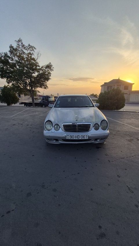 Mercedes E 240, 2.4 L, 2001 il, 411 232 km — Naxçıvan
