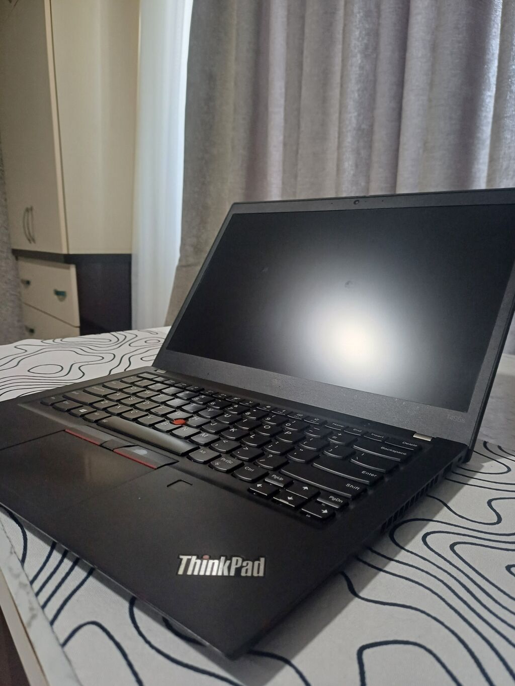 Lenovo ThinkPad T495s noutbuku - Ekran: 14" mat (parıltını azaldan) — Lenovo, Sumqayıt (3)