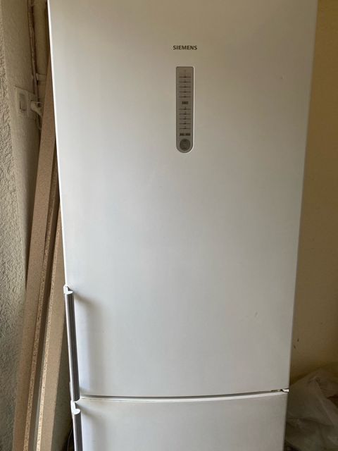Soyuducu Siemens — Bakı