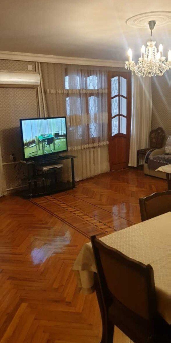 İcarəyə verilir 3 otaqlı köhnə tikili 100 m² — Mənzil, Bakı (2)
