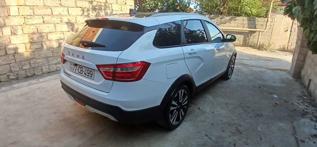 Lada (VAZ) Vesta SW Cross, 1.6 L, 2021 il, 110 000 km 77-CB-499 — Avtomobillər, Bakı (4)
