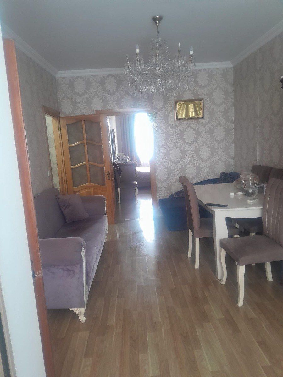 Satılır 2 otaqlı köhnə tikili 50 m² — Mənzil, Bakı (2)