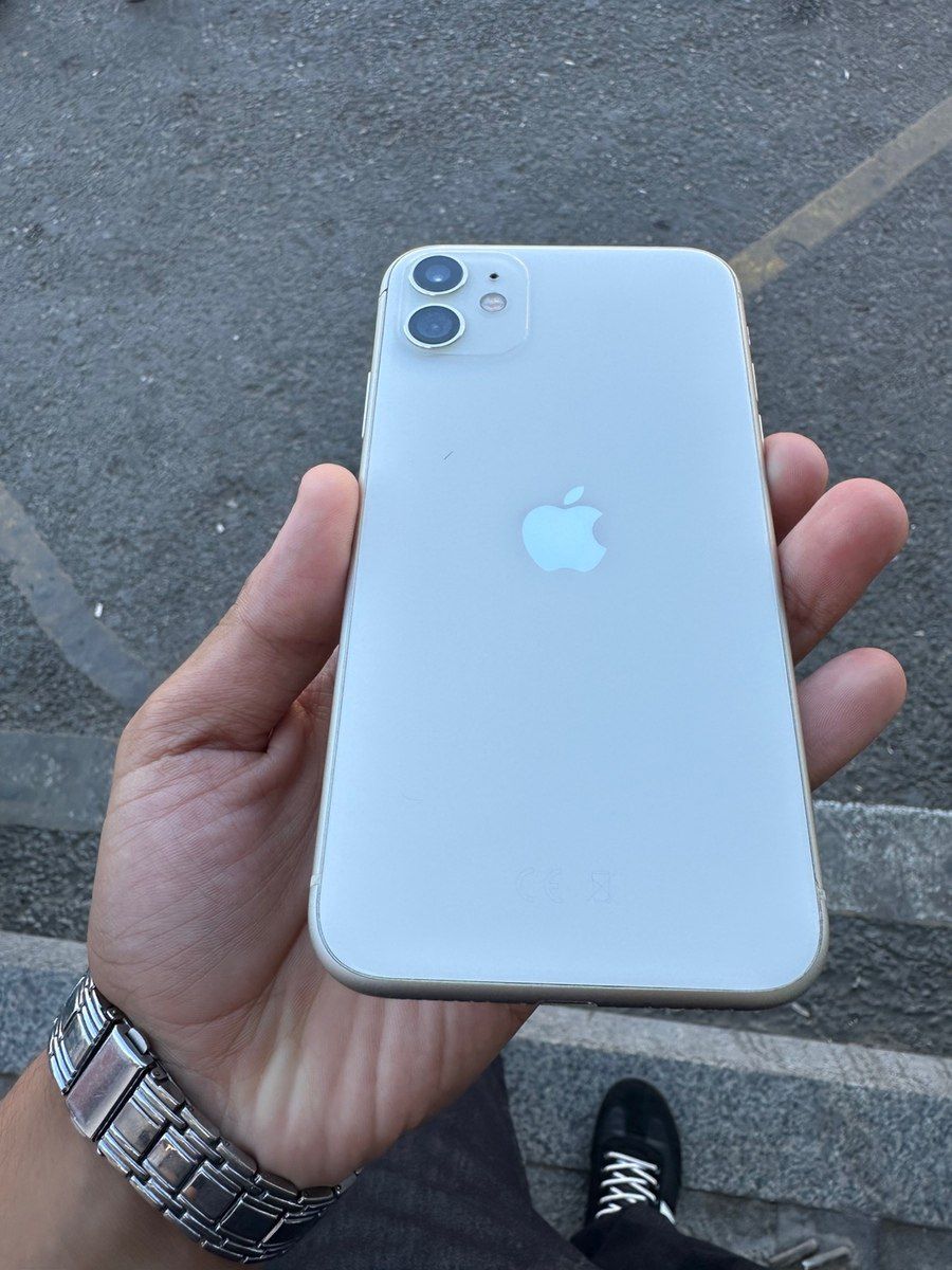 Apple iPhone 11 White 64GB/4GB — Smartfonlar, Bakı